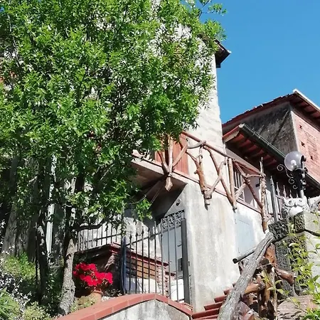Castle Fairyhouse Collodi